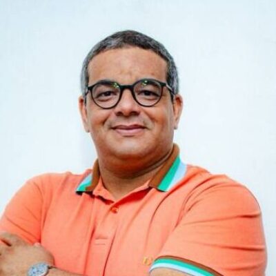 POR PROF. EMENSON SILVA: *100 dias de governo Valderico: isolamento político e os limites da autonomia municipal*