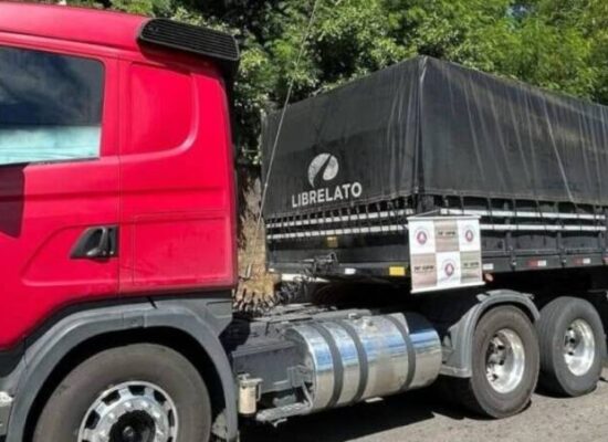 Polícia recupera em Ilhéus caminhão com mais de 31 toneladas de café roubado