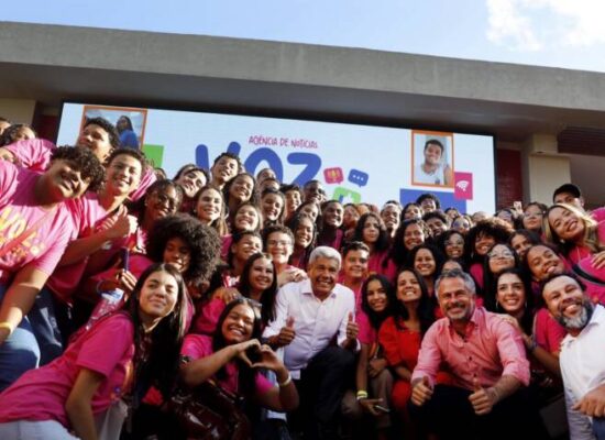 Voz da Rede: estudantes das agências de notícias da rede estadual participam de bate-papo com o governador