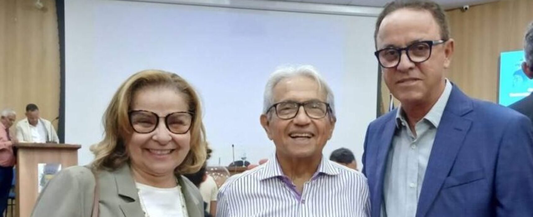 Secretária Sônia Fontes prestigia evento dos 30 anos do Plano de Desenvolvimento Sustentável de Cairu