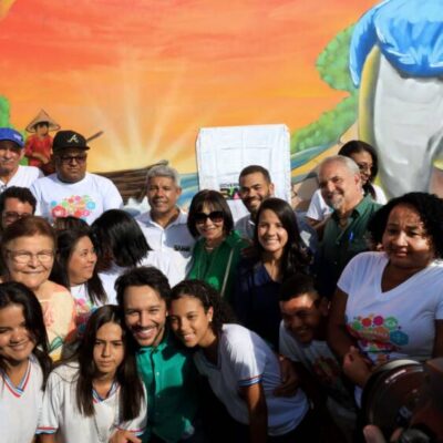 Governador Jerônimo Rodrigues inaugura colégio e anuncia novos investimentos em Glória, na Bahia