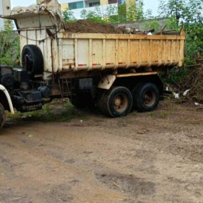 Prefeitura remove toneladas de entulhos e lixo no acesso ao Campo Amador, faz balanço e pede cooperação
