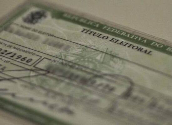 Mais de 260 mil eleitores na Bahia correm risco de ter título cancelado; prazo vai até 19 de maio
