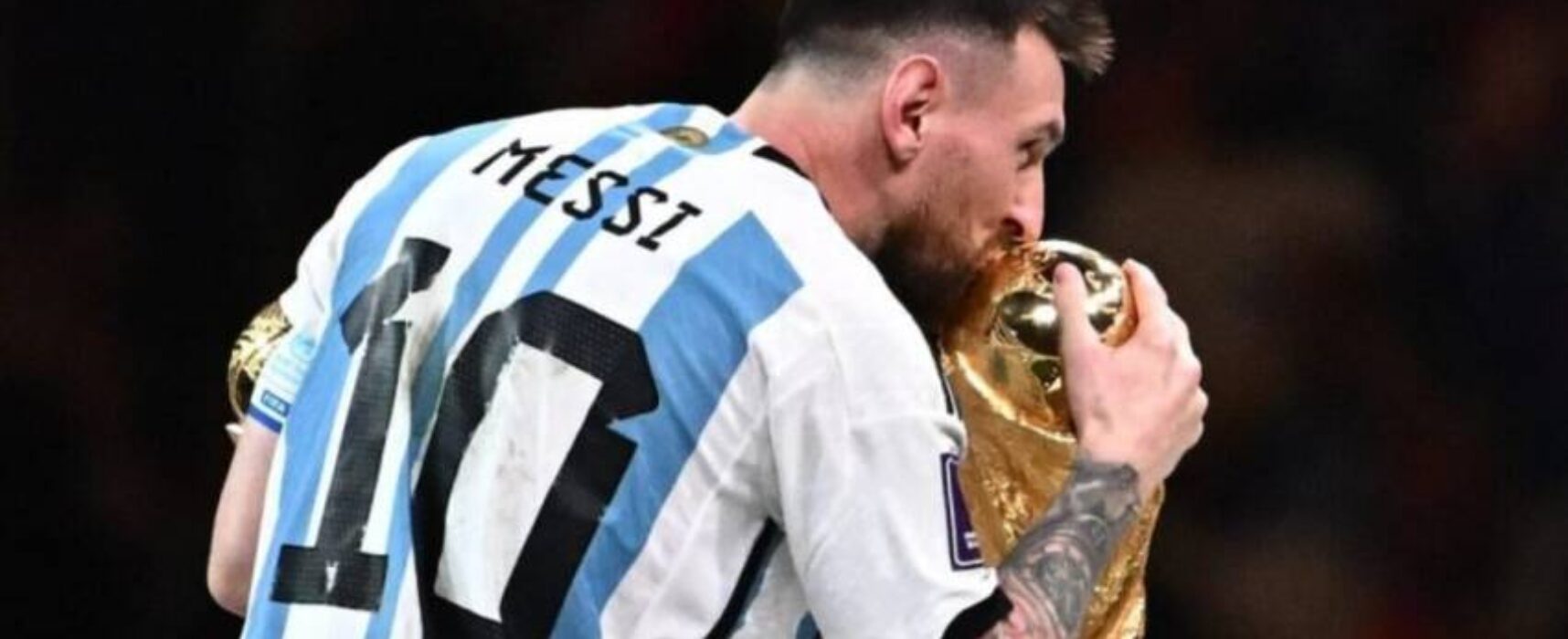 Messi lidera ranking da IFFHS dos maiores jogadores da história e Pelé fica em segundo