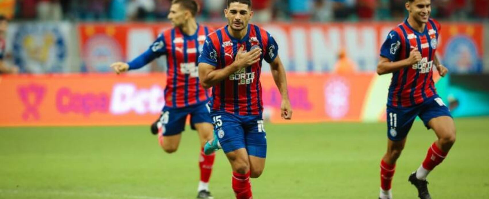 Paysandu caiu de quatro diante do Bahia. Esquadrão enfiou 4 no Papão da Curuzu