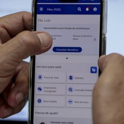 Aposentados descobrem débitos automáticos sem autorização por duas empresas alvos de processos