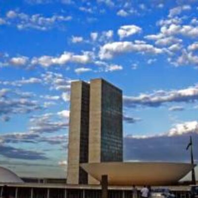 Pedido de CPI do INSS será lido dia 17 de junho no Congresso