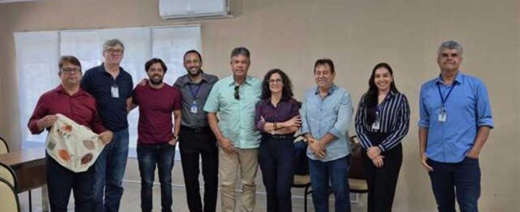 Prefeitura de Ilhéus fortalece diálogo com indústrias moageiras de cacau