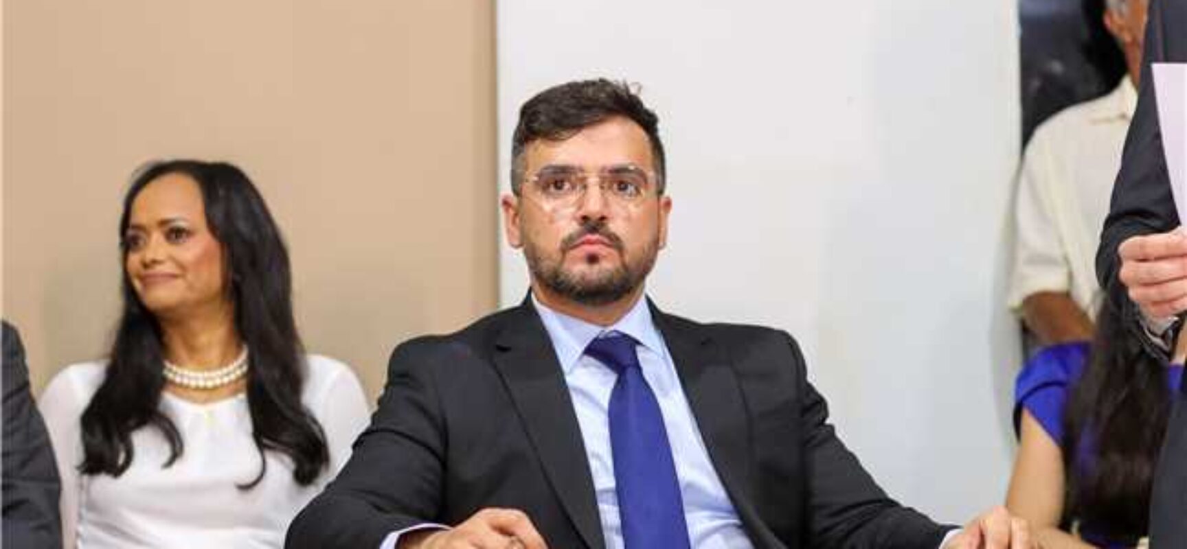 Prefeitura avança com obras de modernização da iluminação pública