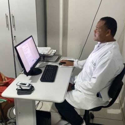 ILHÉUS: Posto de Saúde de Sambaituba recebe computador pela primeira vez e melhora atendimento à população