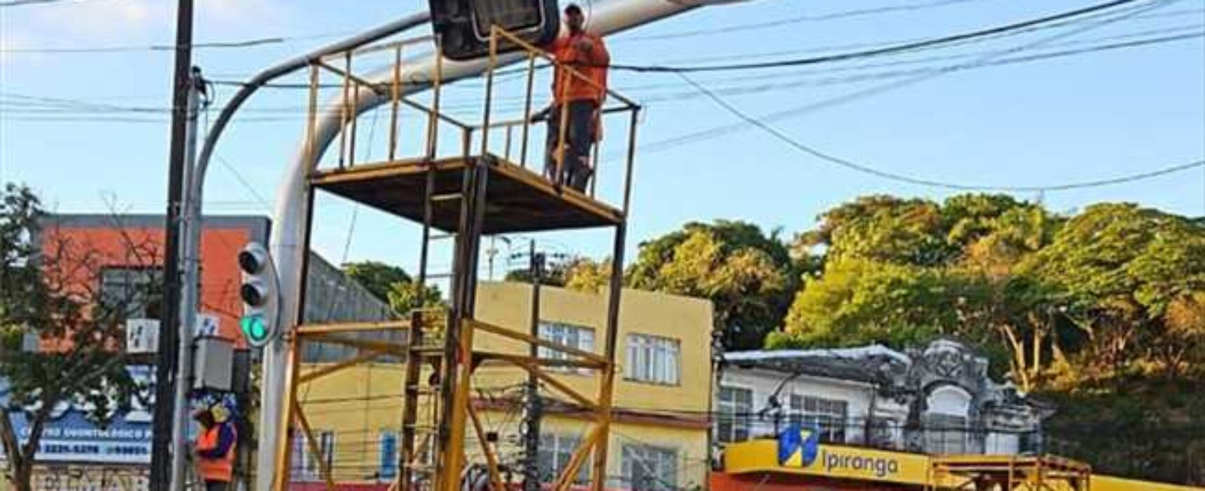 Ilhéus moderniza sistema de semáforos com nova central de monitoramento
