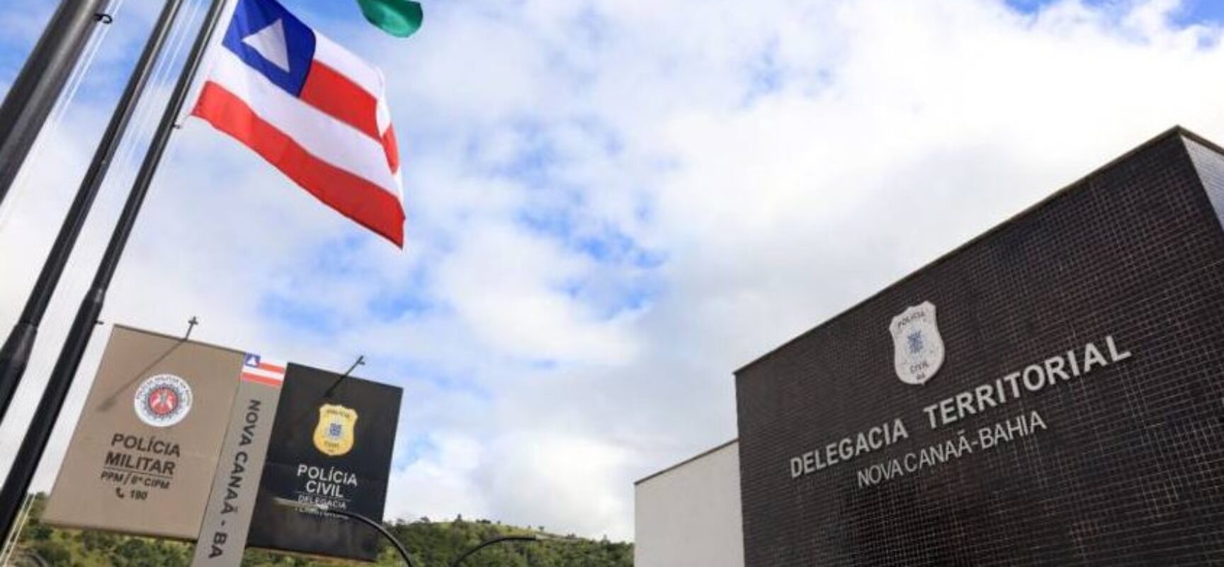 Em Nova Canaã, governador entrega obras e autoriza investimentos em habitação, saúde e infraestrutura