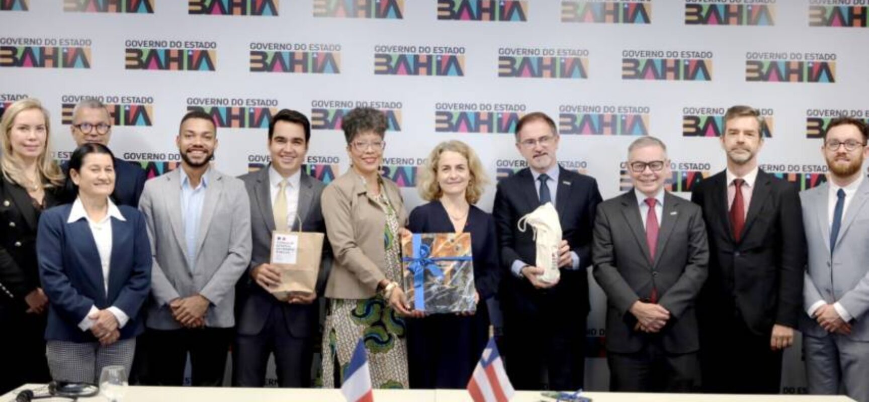 Em reunião, Bahia e França reforçam cooperação diplomática e cultural