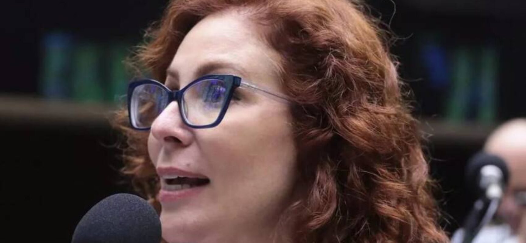 Moraes formaliza pedido de extradição de Zambelli da Itália para cumprimento de pena