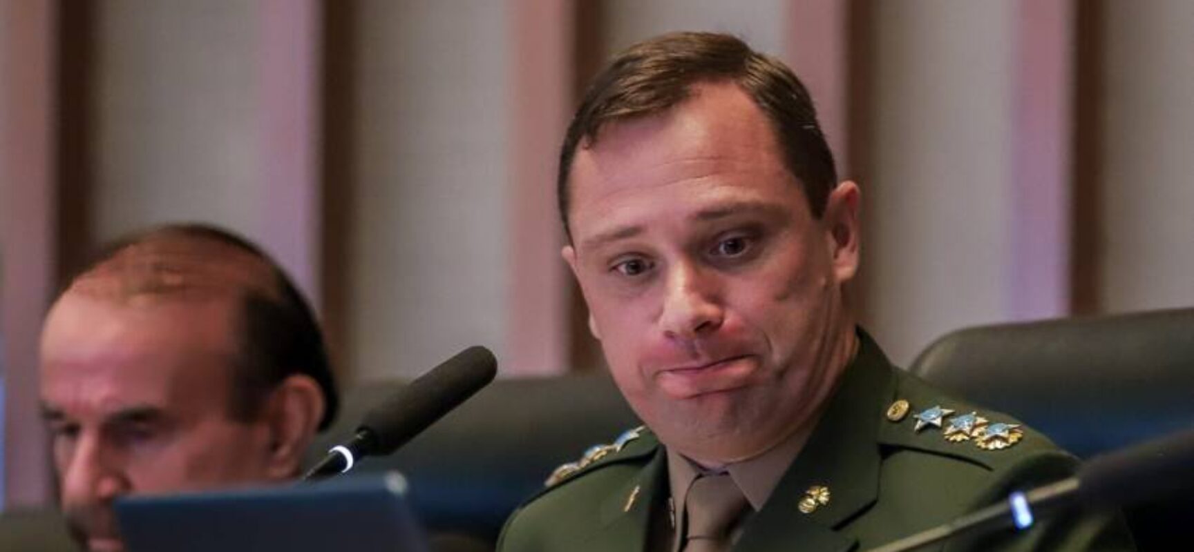 PF questiona Cid sobre viagem aos EUA e mensagens; defesa nega plano de fuga