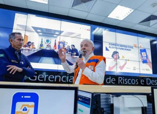 Lula lança sistema de alerta da Defesa Civil contra desastres no Nordeste