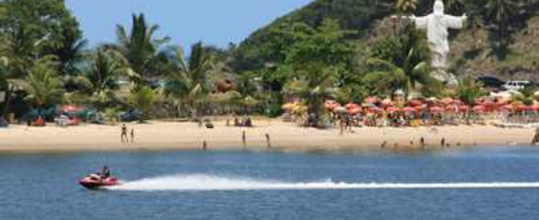 Prefeitura de Ilhéus orienta banhistas para um banho mais seguro nas praias