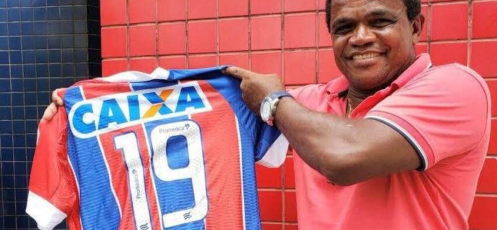 Ídolo do Bahia revela que pode ser preso e faz apelo para torcida tricolor