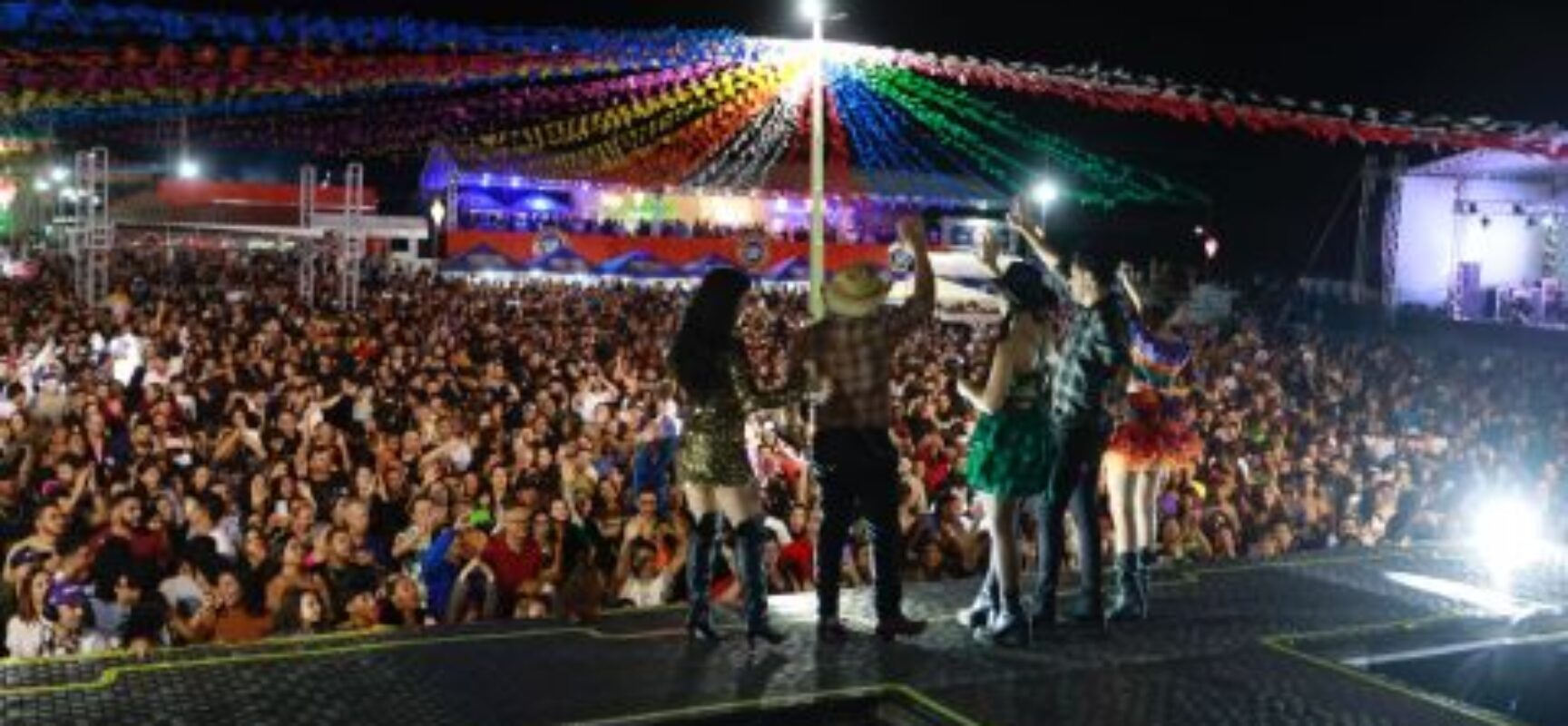 Jerônimo acompanha o São João de Livramento de Nossa Senhora