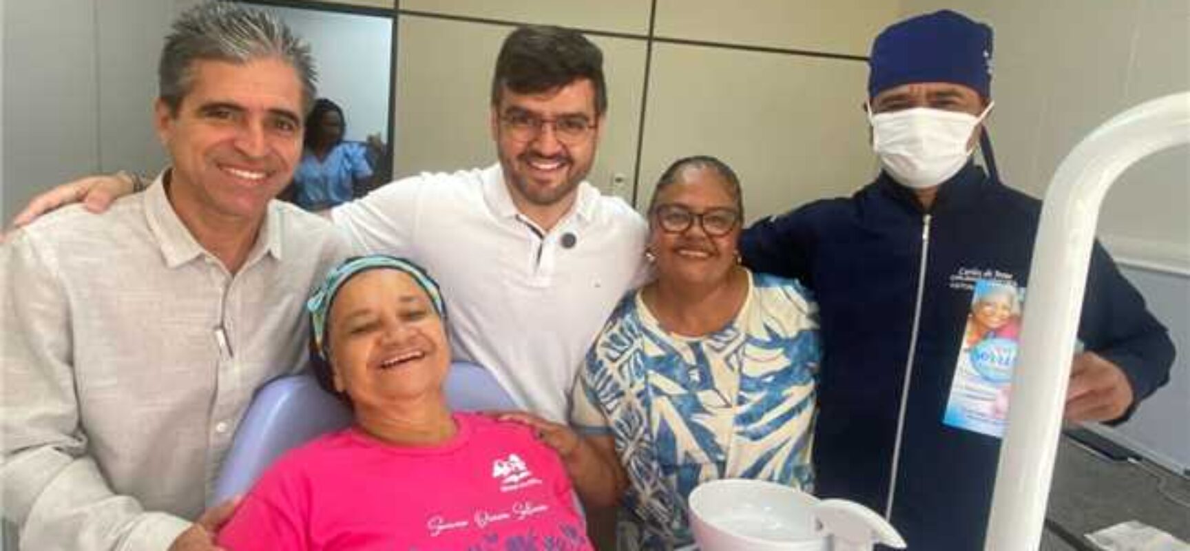 Prefeitura de Ilhéus entrega mais 100 próteses dentárias