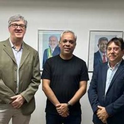 Ilhéus estreita laços com a SECTI para avançar em ciência e tecnologia