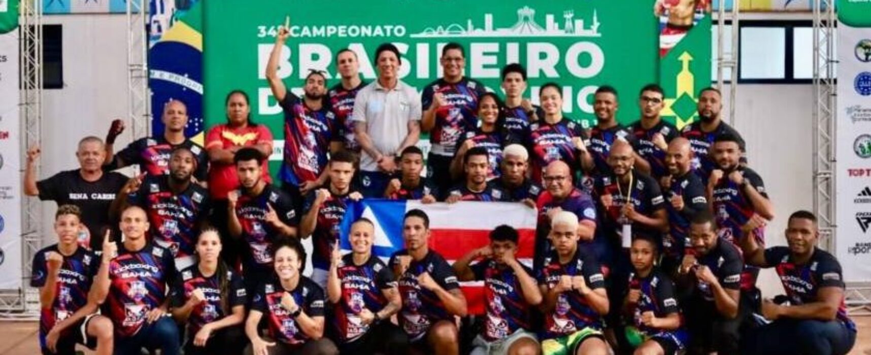 Atletas baianos conquistam 20 medalhas no Campeonato Brasileiro de Kickboxing, em Brasília