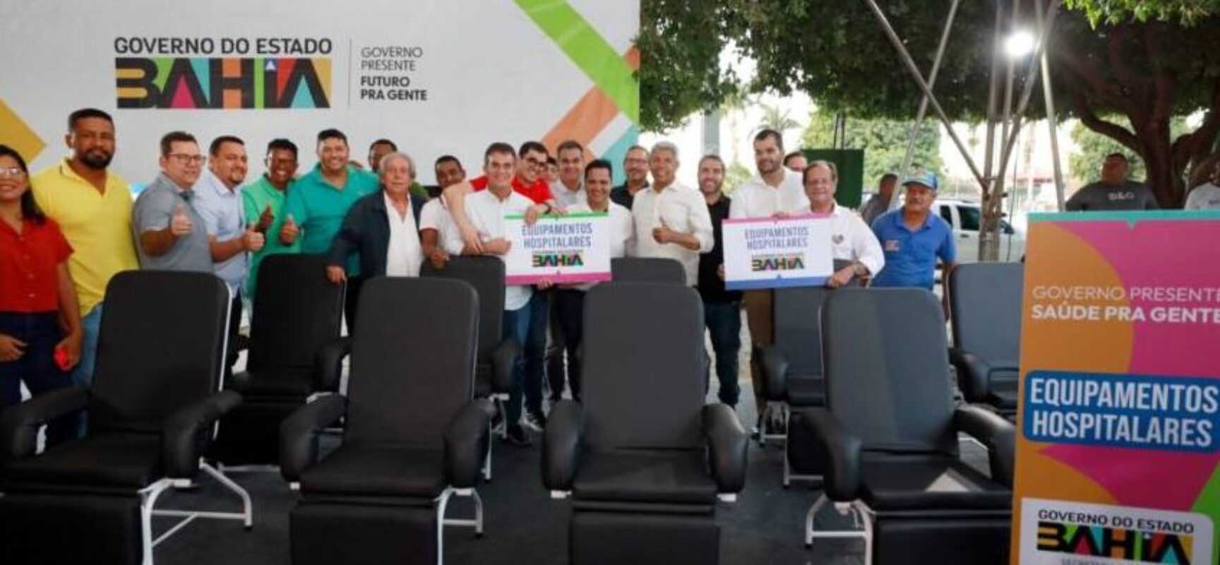 Governo do Estado reforça saúde de Bom Jesus da Lapa com entrega de equipamentos