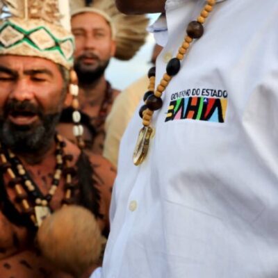 Governador entrega obras de infraestrutura, equipamentos médicos e anuncia novos investimentos em Eunápolis