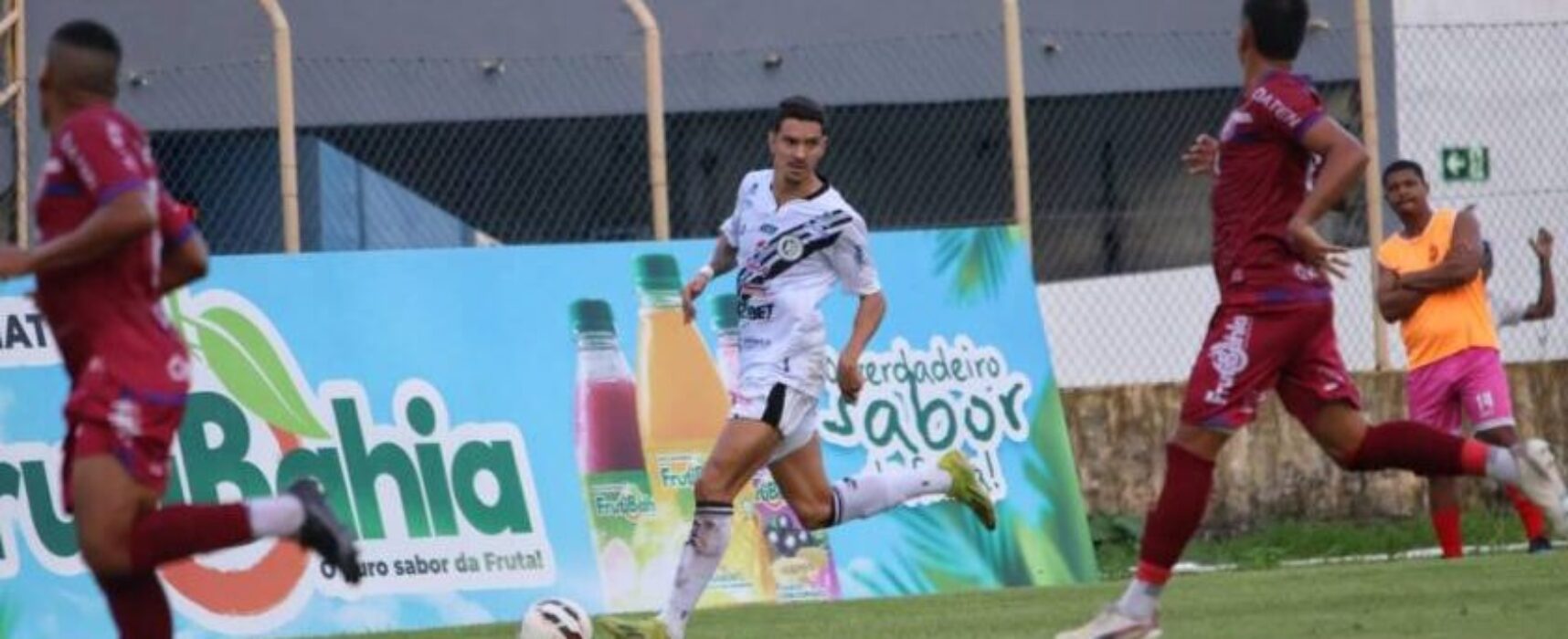 Barcelona-BA derruba invencibilidade do ASA com gol de Dick na Série D