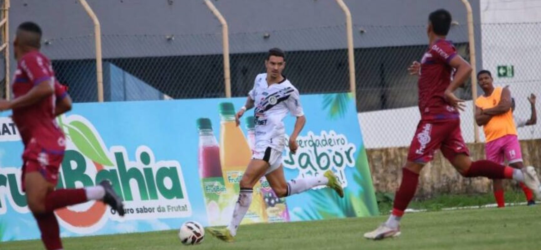 Barcelona-BA derruba invencibilidade do ASA com gol de Dick na Série D