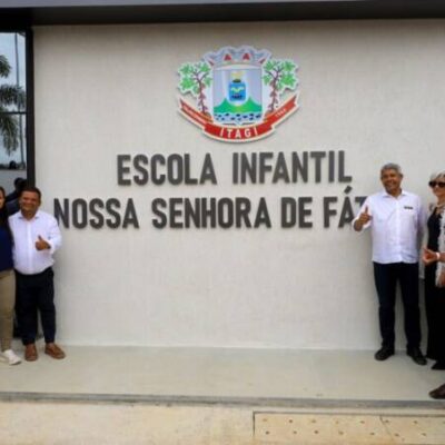 Em Itagi, governador anuncia a construção de escola de tempo integral e entrega equipamentos de saúde