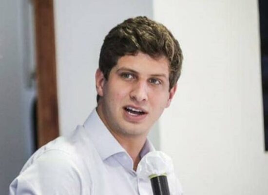 PSB quer formar federação com PDT e Cidadania, diz João Campos