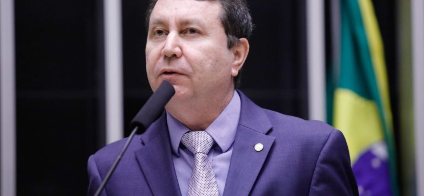 Comissão aprova regras para a instalação de outdoors em áreas urbanas e rurais