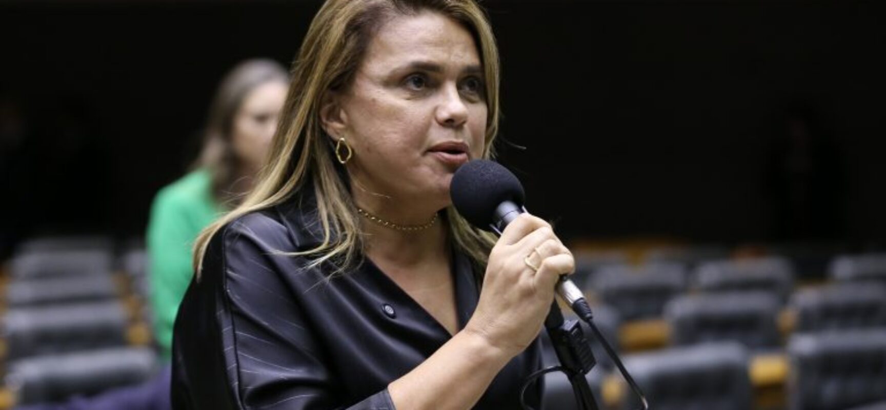 Comissão aprova projeto que prevê apoio a apresentações artísticas nos transportes públicos