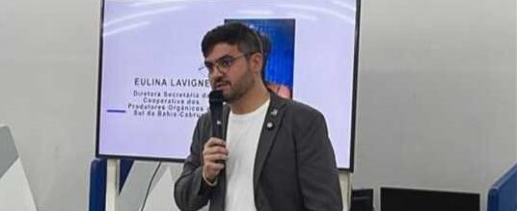 Encontro Técnico sobre Cooperativismo reúne lideranças regionais na Faculdade de Ilhéus