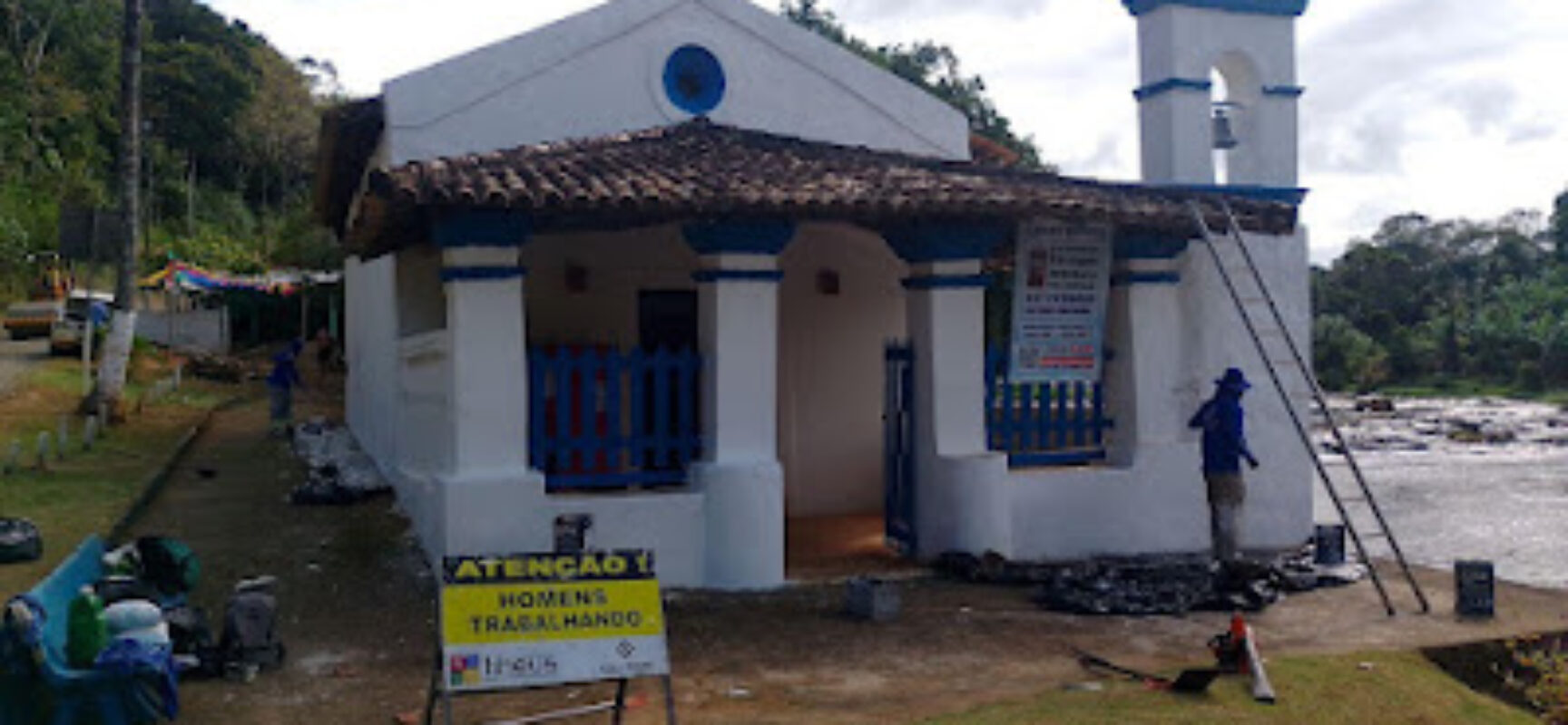 Prefeitura de Ilhéus intensifica limpeza no Rio do Engenho para tradicional festa de Senhora Sant’Ana