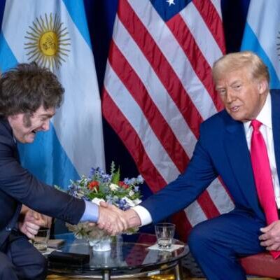 Governo Milei negocia acordo para que argentinos entrem nos EUA sem visto