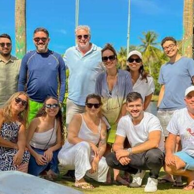 Passeio náutico com jornalistas integra press trip do Festival do Chocolate em Ilhéus