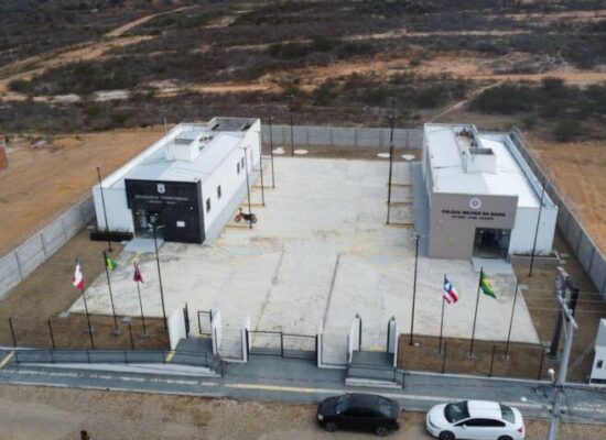 Governador entrega obras e reforça segurança, educação, água e produção rural em Aracatu