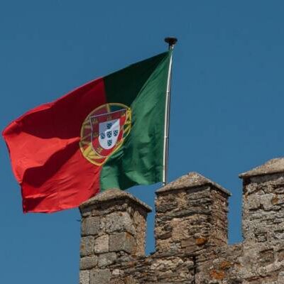 Parlamento de Portugal aprova pacote anti-imigração; medida afeta milhares de brasileiros