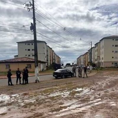 Prefeitura de Ilhéus desocupa área invadida no Condomínio Sol e Mar