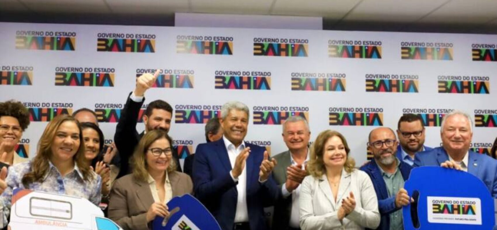 Governador recebe prefeito de Itororó para tratar de novos investimentos