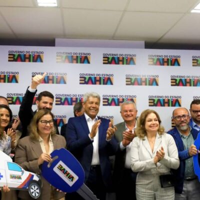 Governador recebe prefeito de Itororó para tratar de novos investimentos