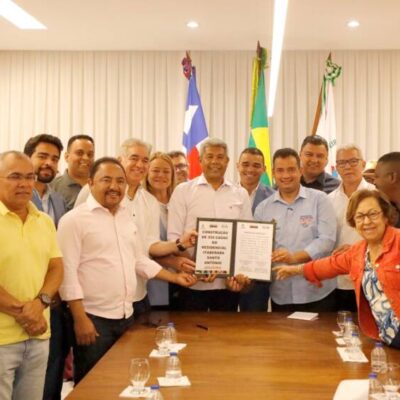 Governador assina ordem de serviço para a construção de 250 moradias do Minha Casa Minha Vida em Juazeiro