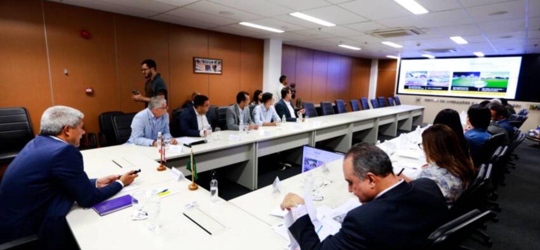 Governo do Estado destina três veículos para a saúde do município de Oliveira dos Brejinhos