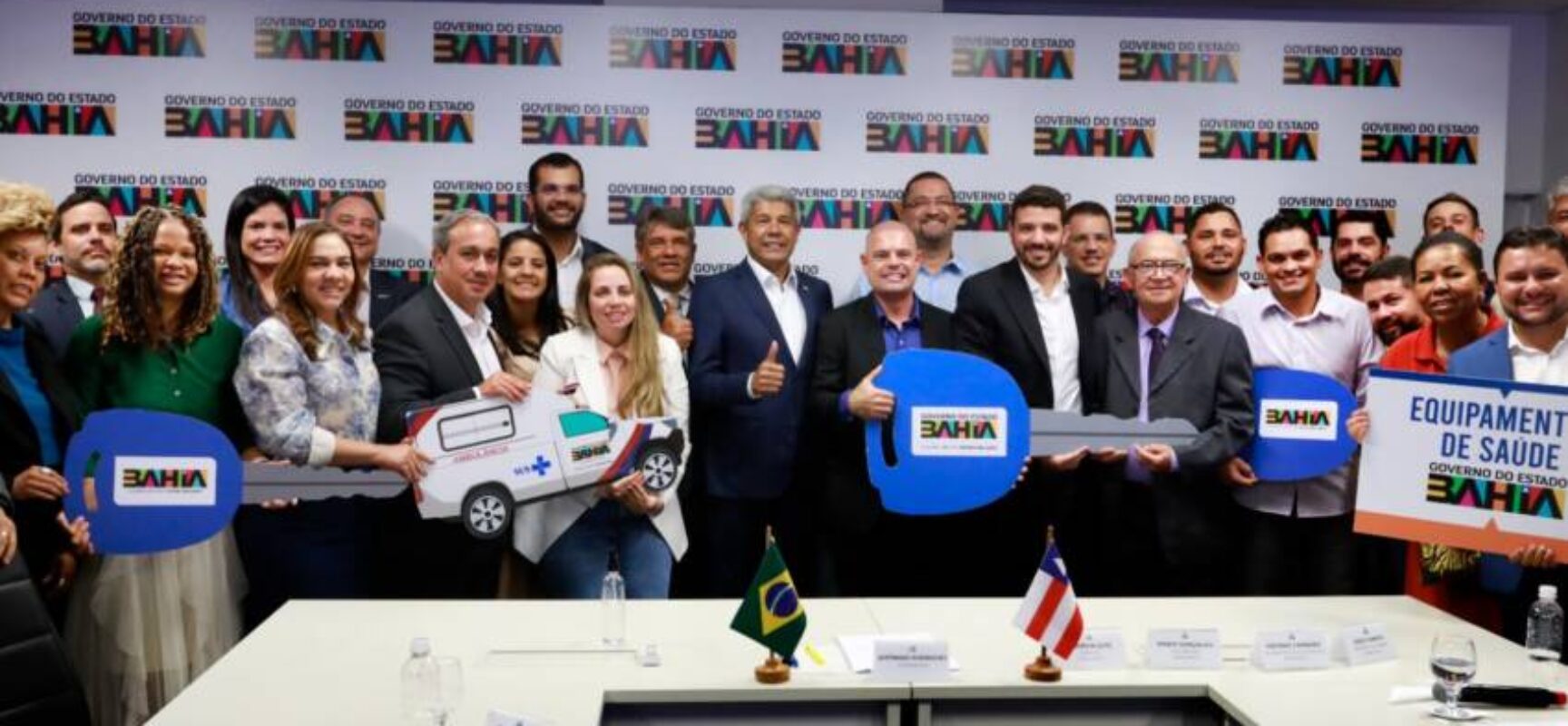 Governo estadual anuncia novos investimentos e entrega de veículos para Serra Preta