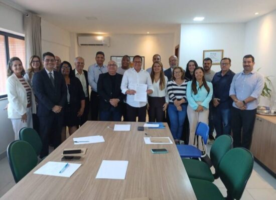 Prefeitura de Itabuna assina contrato de comodato com a UNEX para cessão de salas visando à instalação do CEJUSC