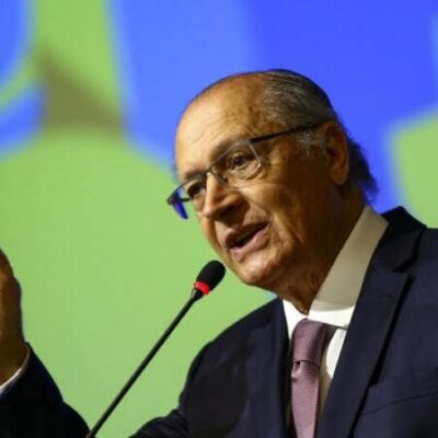 Acordo entre Mercosul e União Europeia deve entrar em vigor no segundo semestre, diz Alckmin