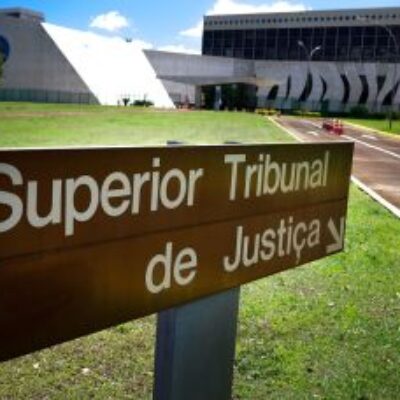 Supersalários no Judiciário crescem 49,3% em 2024, mostra estudo