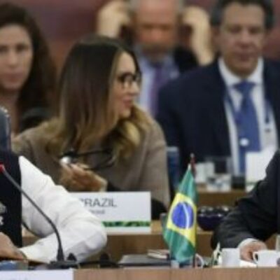 Brics alerta para riscos da Inteligência Artificial e defende código aberto